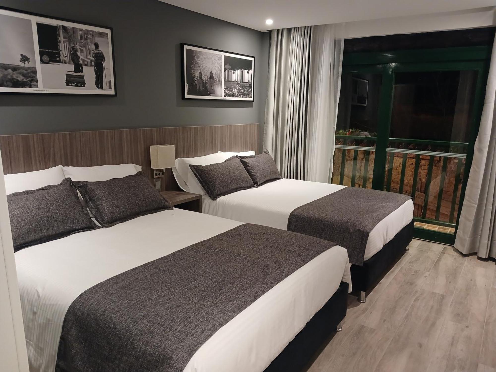 Hotel Santino Jenesano Eksteriør bilde