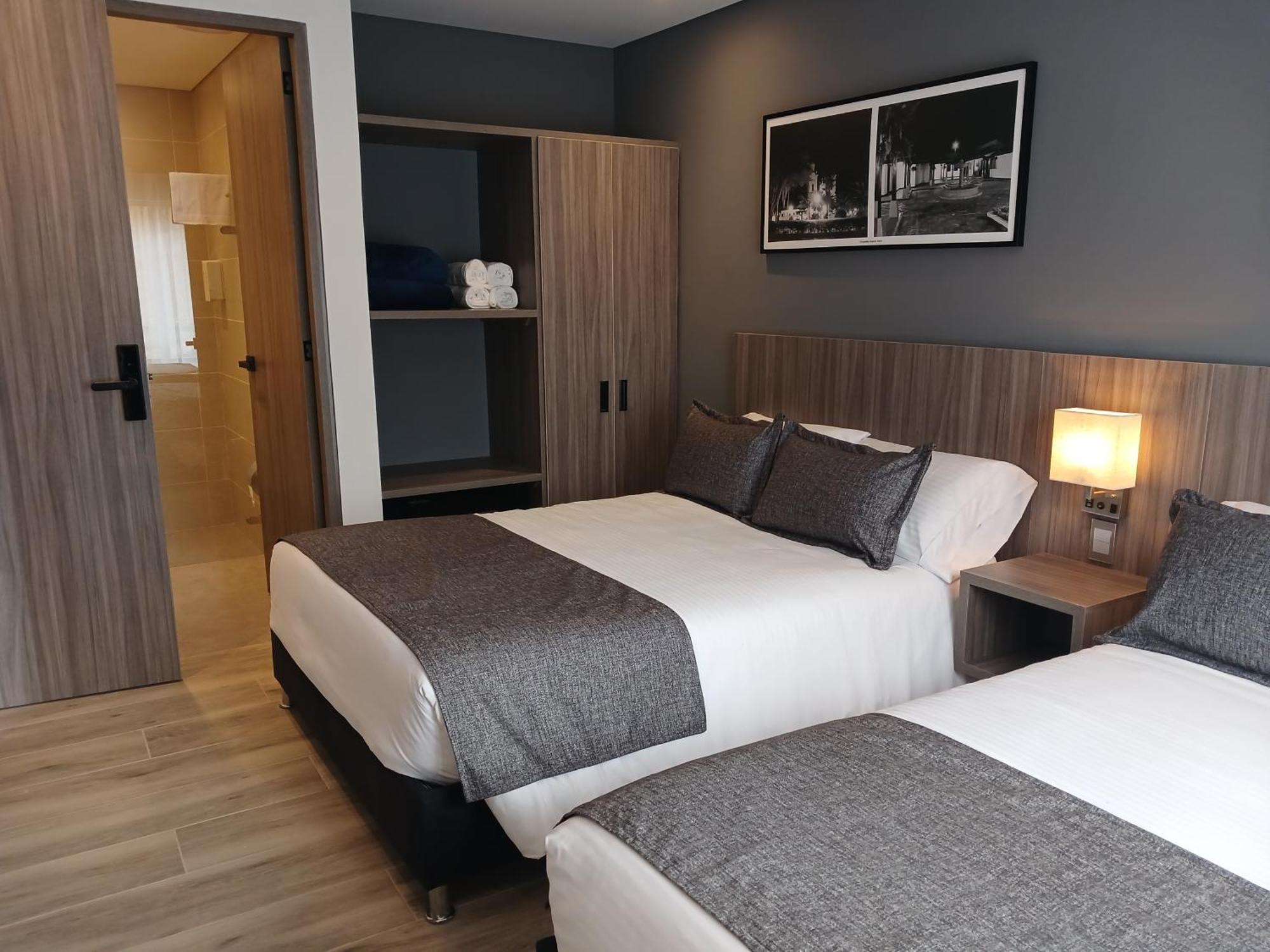 Hotel Santino Jenesano Eksteriør bilde