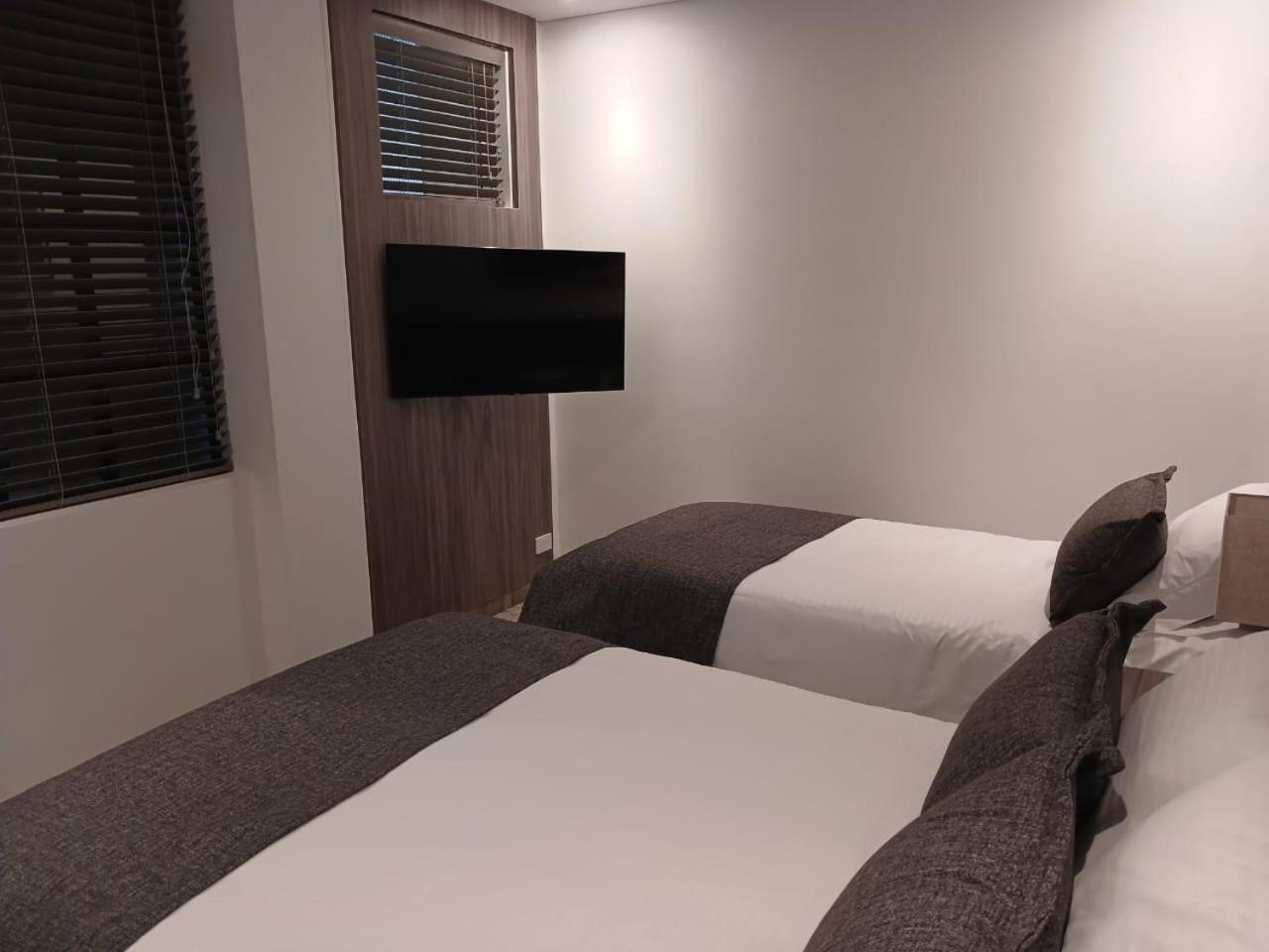 Hotel Santino Jenesano Eksteriør bilde